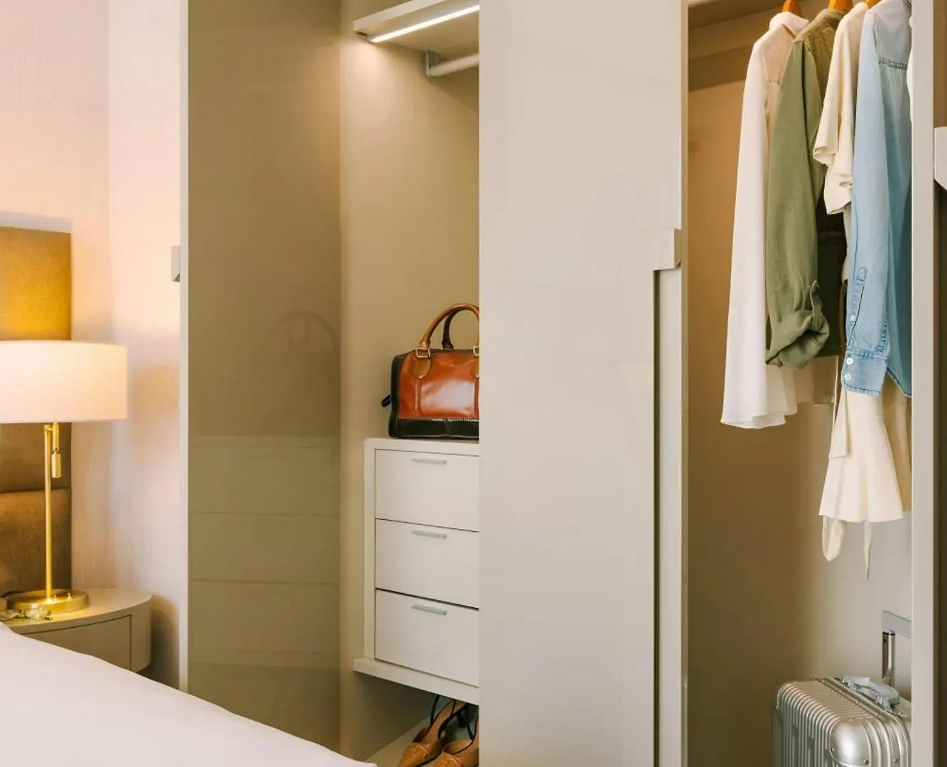 دبي Sonder By Marriott Bonvoy Business Bay Apartments 4*,  الإمارات العربية المتحدة